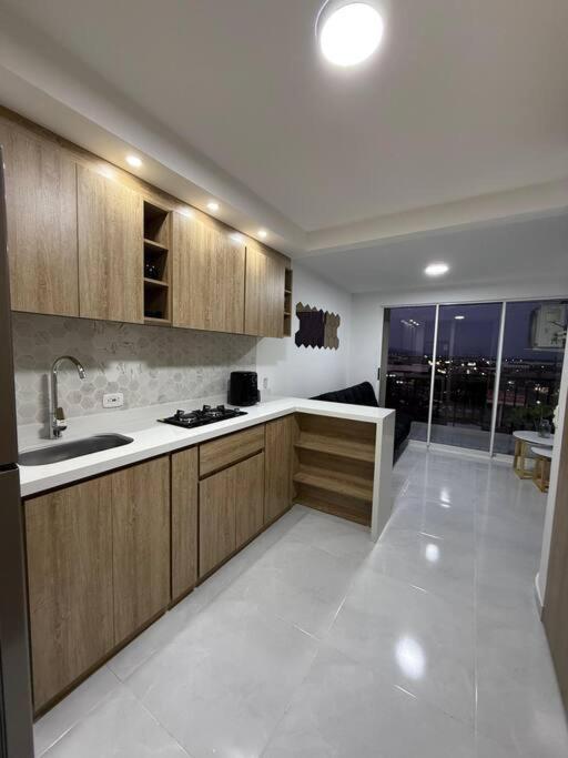 Moderno Apartamento Norte Cali Apartment Екстериор снимка